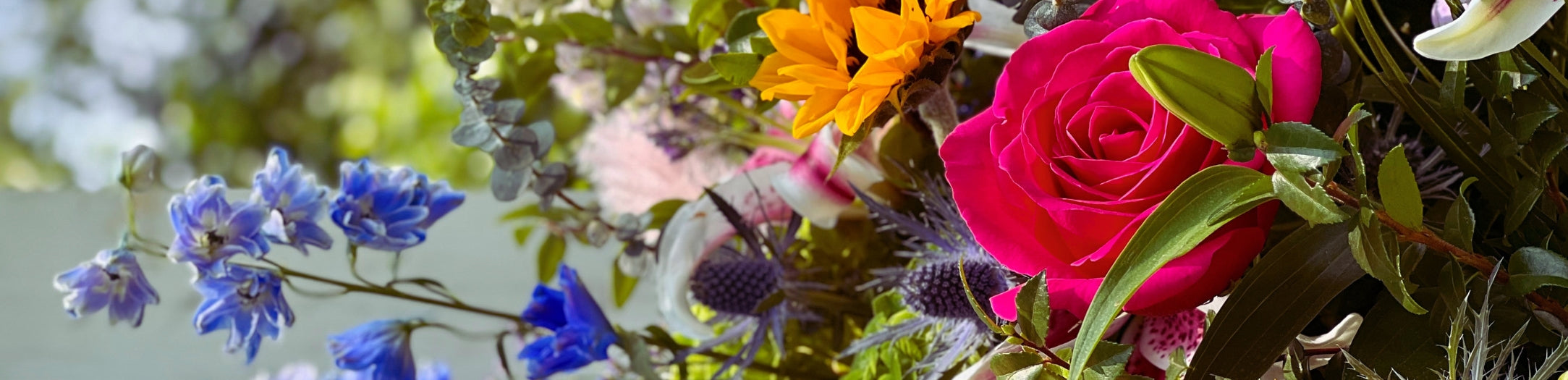 Floor & Pedestal Arrangements